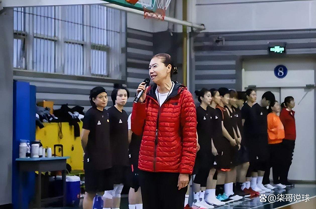 包含个人裁判做出口三哥负责连接的词条