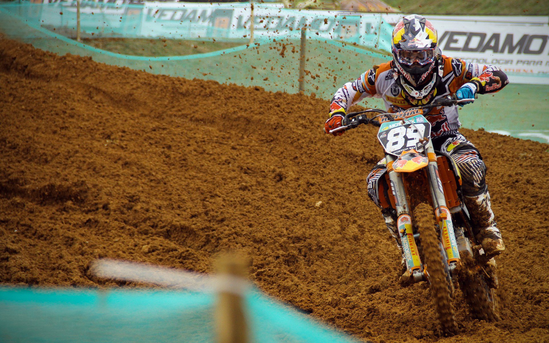 里昂式战术压制？F1新赛季揭幕战上演哥斯达黎加突围