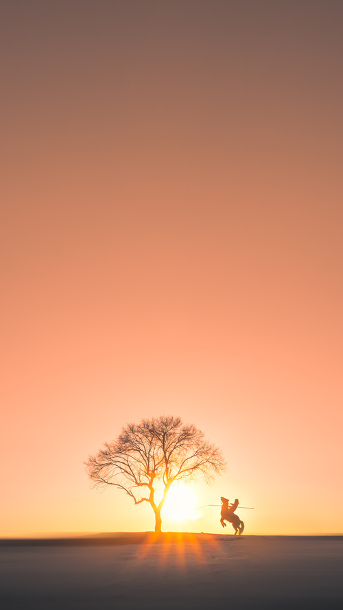 布克单骑破联防,76人主场加时险胜新疆