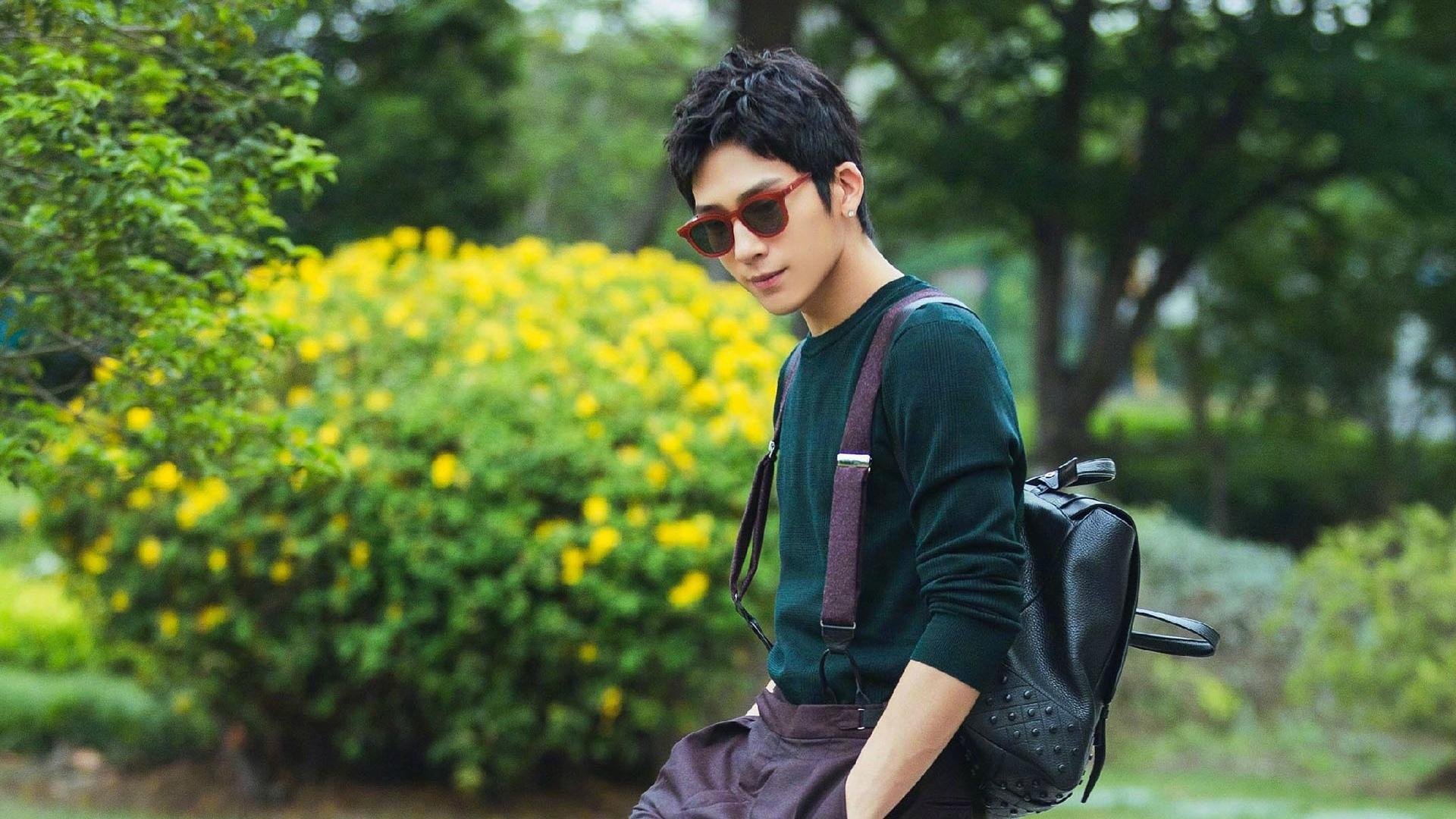 从三笘薰的教科书到中国的实战课,硬仗取胜的两种路径