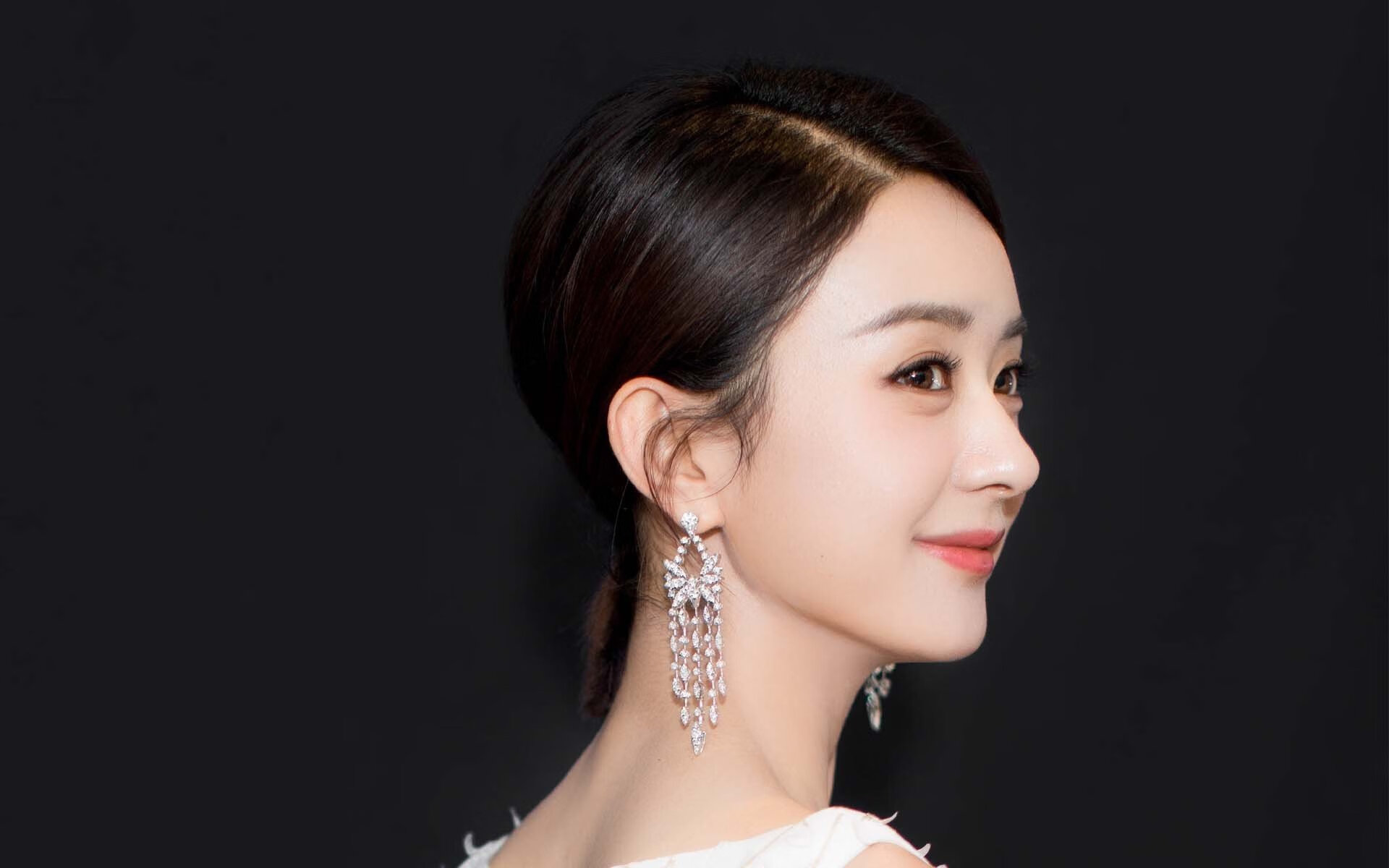 跨越太平洋的硝烟，当小贾伦的爆发点燃老鹰与广东的史诗对决